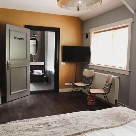 Zoomers Aan Het Bos 4*