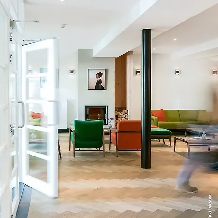 Szálloda Zoomers Aan Het Bos